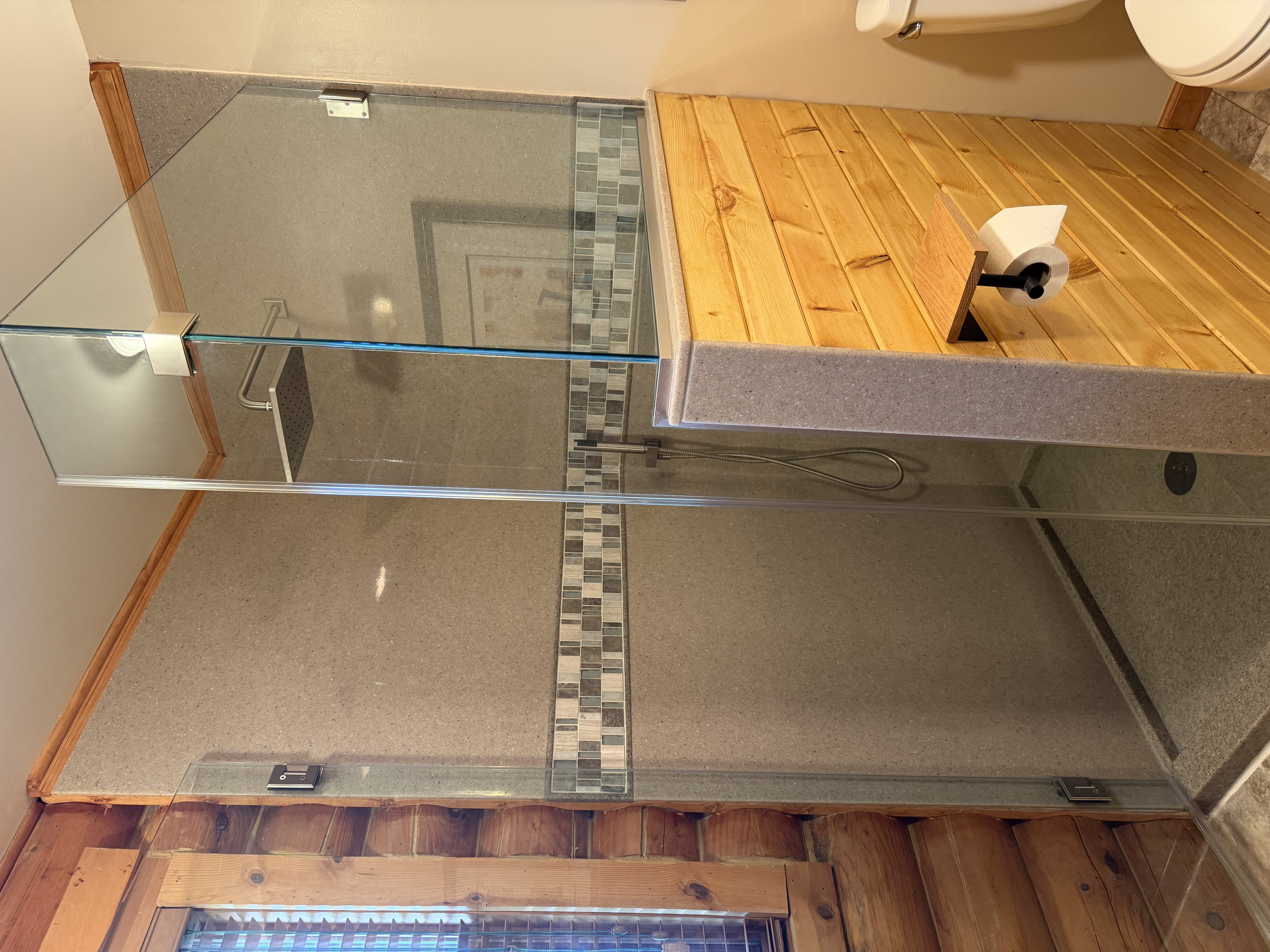 Shower enclosure